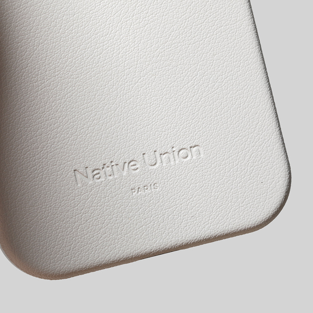 Active 2024 Leather Kılıf - iPhone 16 Pro Max