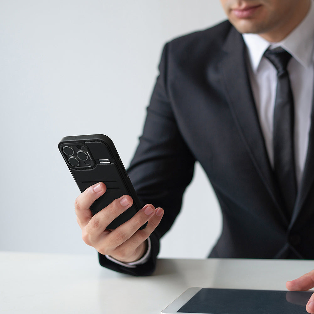 Wallet Deri Kartlıklı Standlı Serisi Kılıf - iPhone 16 Pro Max