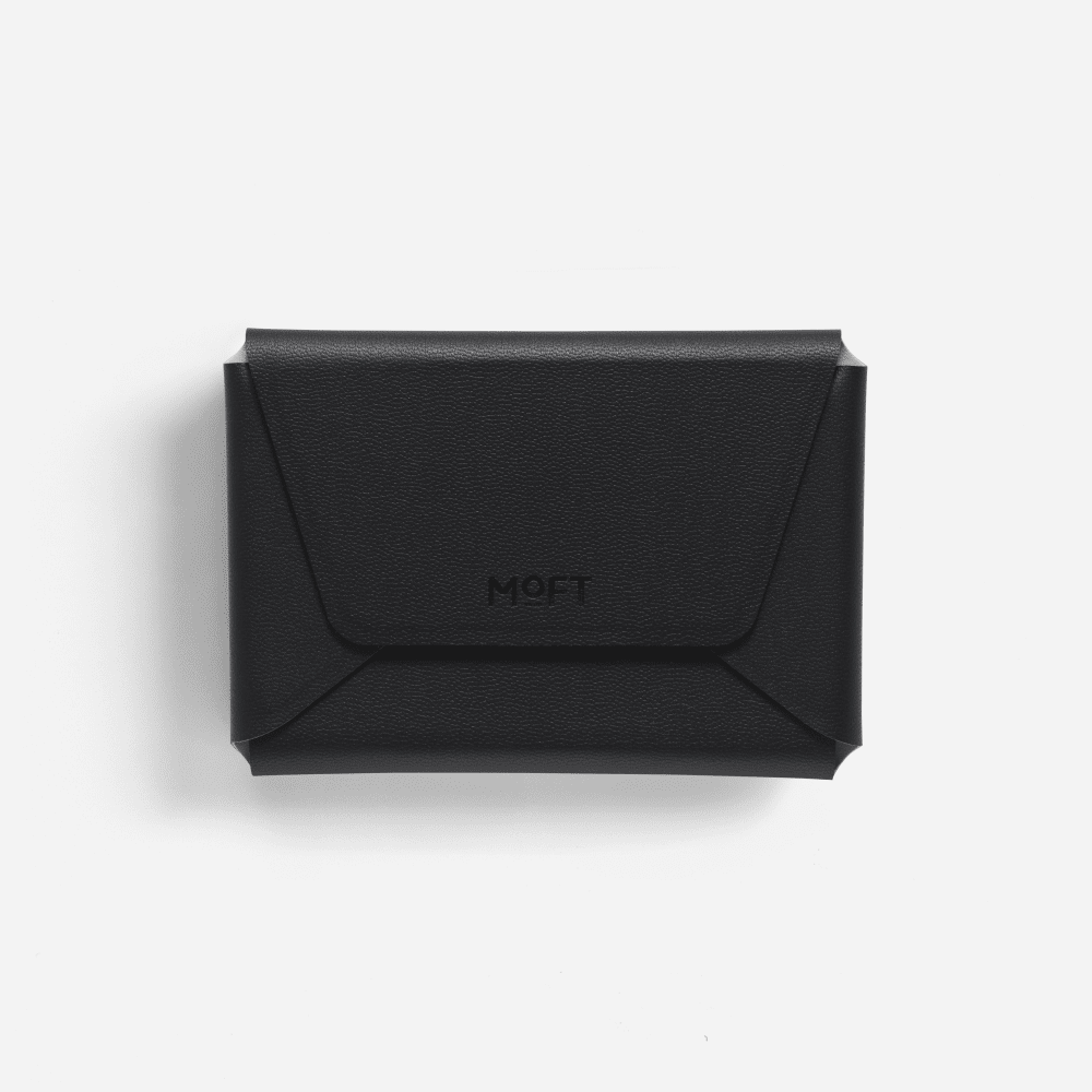 MOFT Agile Travel MagSafe Standlı Seyahat Kartlığı - Jet Black