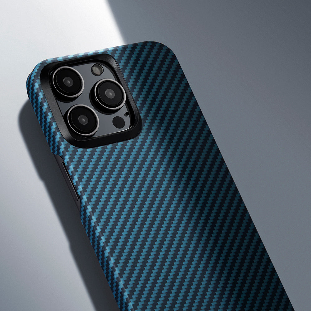 Ultra-Slim Classic Black-Blue Twill Serisi Kılıf - iPhone 15 Pro