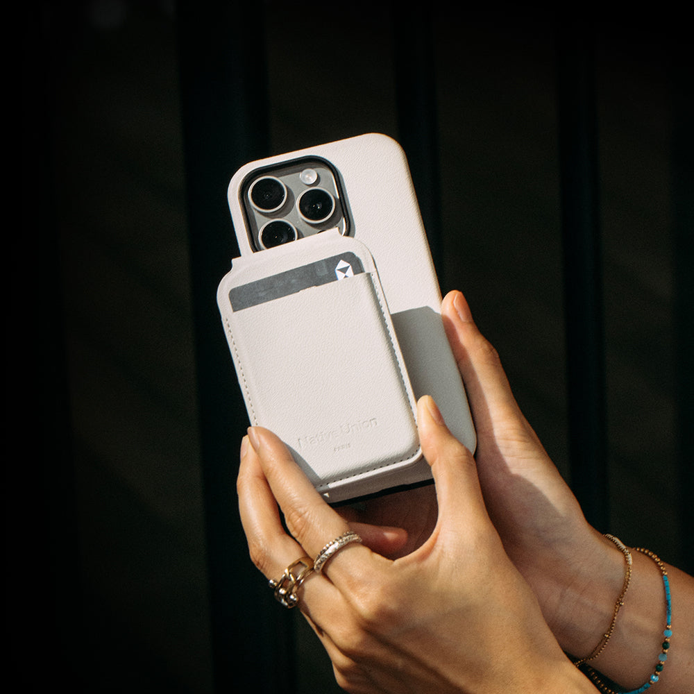 Active 2024 Leather Kılıf - iPhone 16 Pro Max