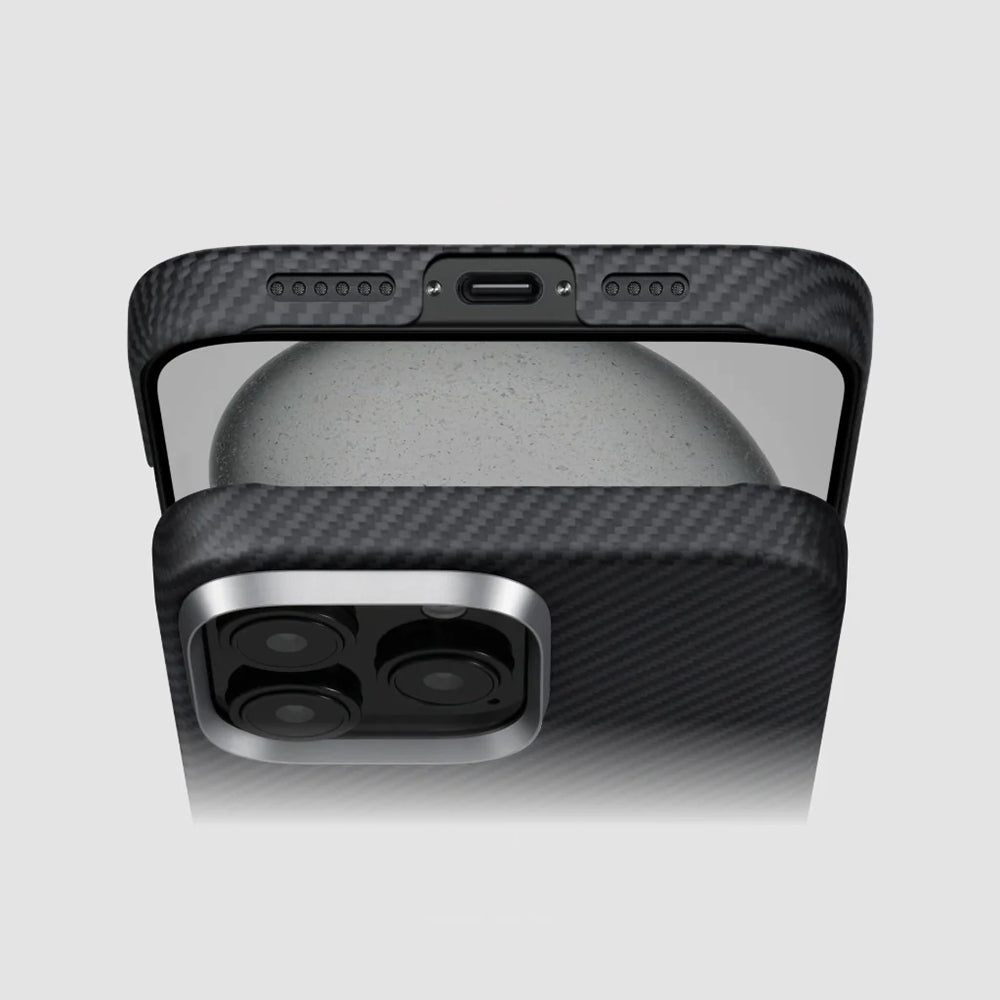 Tactile Woven 1500D Classic Black-Grey Twill Serisi Kılıf - iPhone 16 Pro