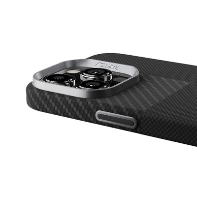 Aramid Fiber Croxx Mondrian Serisi Kılıf - iPhone 16 Pro